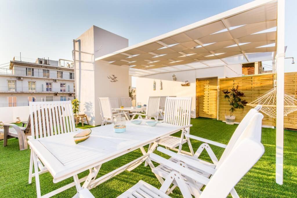 Neoclassical Flat With 2 Bedrooms In 피레아스 외부 사진
